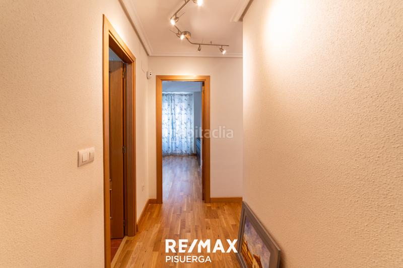 Foto 156b4f6c-c612-475c-8471-51b240fb94cf. Flat in calle san luis 16 in Circular Valladolid