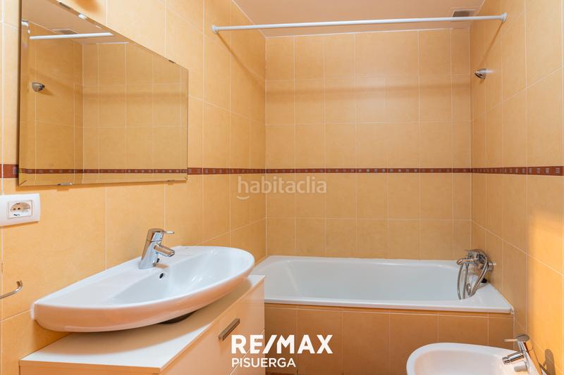 Foto 3222efd2-08df-4ef6-9b16-b63cf56c9936. Flat in calle san luis 16 in Circular Valladolid