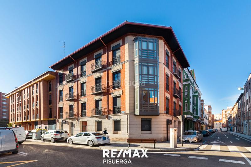 Foto f036e678-2ace-4108-961a-1bf6b03569c8. Flat in calle san luis 16 in Circular Valladolid