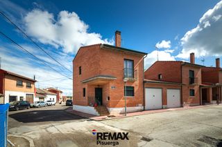 Chalet in Calle santibañez 6