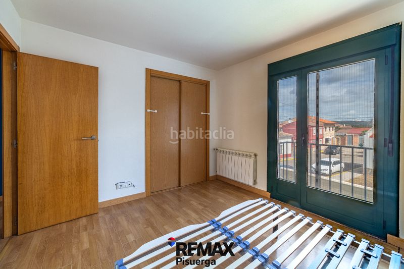 Foto 61cb6bea-912e-4219-8dae-5258666c0a7a. Chalet en calle santibañez 6 en Traspinedo