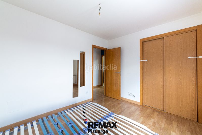 Foto 725c3228-fc29-41d0-a8cb-11c2b6e32e75. Chalet en calle santibañez 6 en Traspinedo
