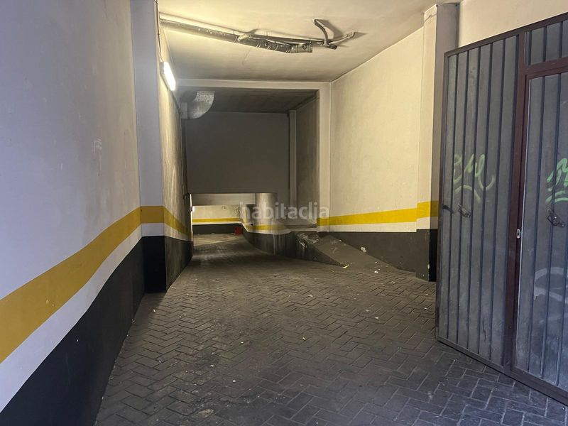 Foto 398a7581-02cf-467c-a905-d66dd3d820a8. Aparcament cotxe a calle levante 2 a Delicias Valladolid