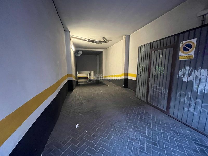 Foto b77c72f8-942f-4024-ac9c-d5245832023a. Aparcament cotxe a calle levante 2 a Delicias Valladolid