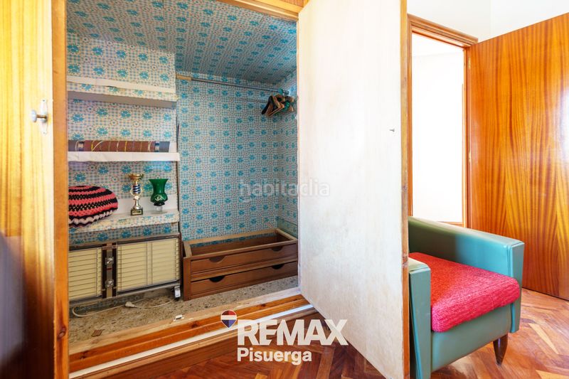 Foto b837f23e-1f19-430f-831d-064e57058ffd. Chalet en calle modesto lafuente 2 en Venta de Baños