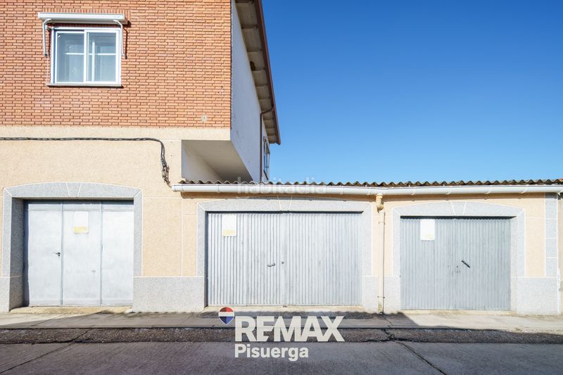 Foto ec84b404-71bc-44e7-afff-b9c70201d83d. Chalet en calle modesto lafuente 2 en Venta de Baños