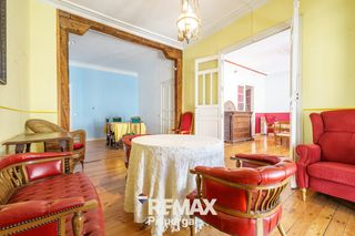 Flat in Calle bajada de la libertad 6