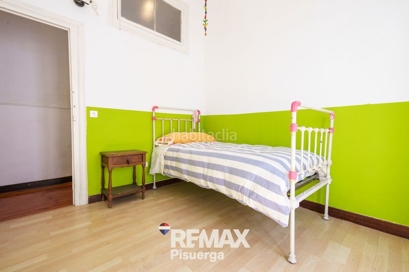 Foto 57316d85-1fe1-4e05-ab3a-76ed669519fc. Piso en calle bajada de la libertad 6 en Centro Valladolid