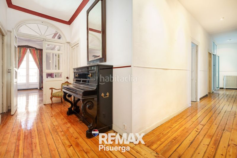 Foto 70eb1e1a-018d-43e6-b871-21f8190b507e. Piso en calle bajada de la libertad 6 en Centro Valladolid