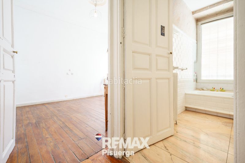 Foto a30a2f3b-57c6-4f3c-bbeb-af1a1c6ea69f. Piso en calle bajada de la libertad 6 en Centro Valladolid