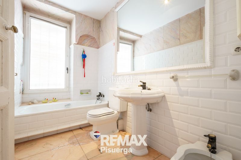 Foto ca9d38f8-5d2e-4991-9054-e957068995f9. Piso en calle bajada de la libertad 6 en Centro Valladolid