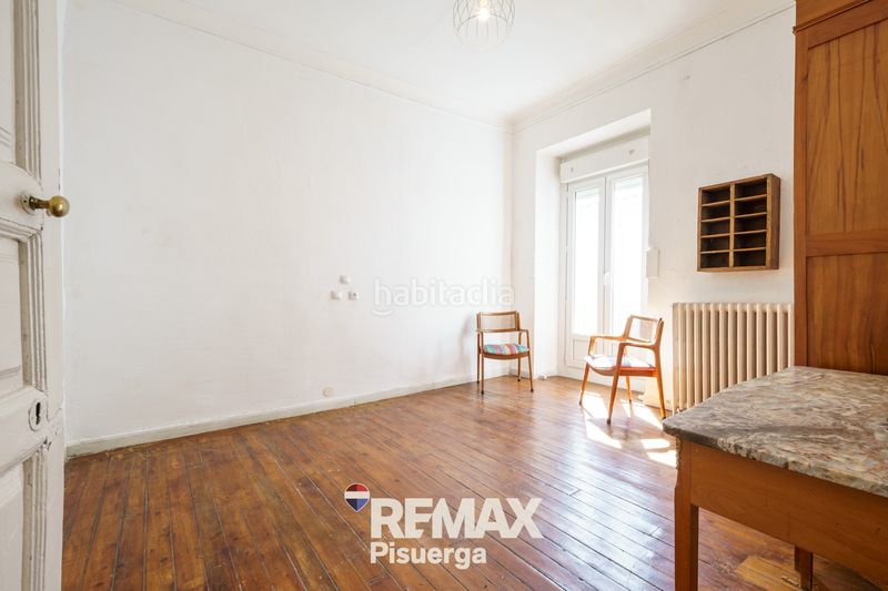 Foto d86de73a-7c2d-45c1-90f7-a52a150e6c6b. Piso en calle bajada de la libertad 6 en Centro Valladolid