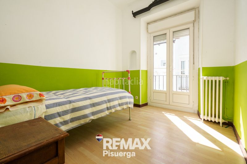 Foto f3e1b077-7343-46c6-a8ca-d6800f829ea8. Piso en calle bajada de la libertad 6 en Centro Valladolid