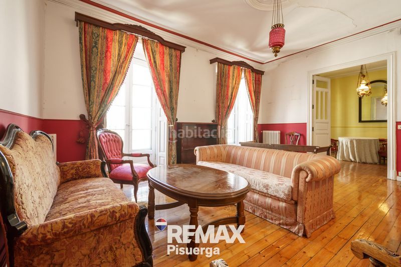 Foto f874b760-f425-469c-b43c-c95b5067390e. Piso en calle bajada de la libertad 6 en Centro Valladolid