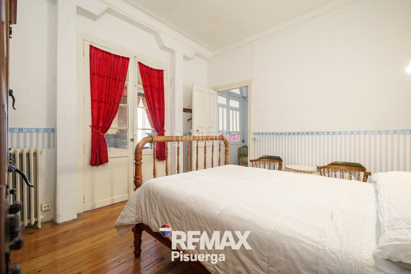 Foto fe5f50c4-5ddd-40c5-949f-a563c29ef7d0. Piso en calle bajada de la libertad 6 en Centro Valladolid