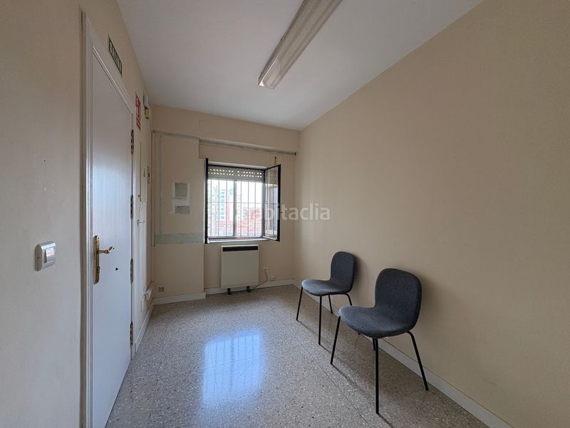 Foto c5ad5183-1159-4a3e-826e-b134d31733fc. Oficina en calle pasión 13 en Centro Valladolid