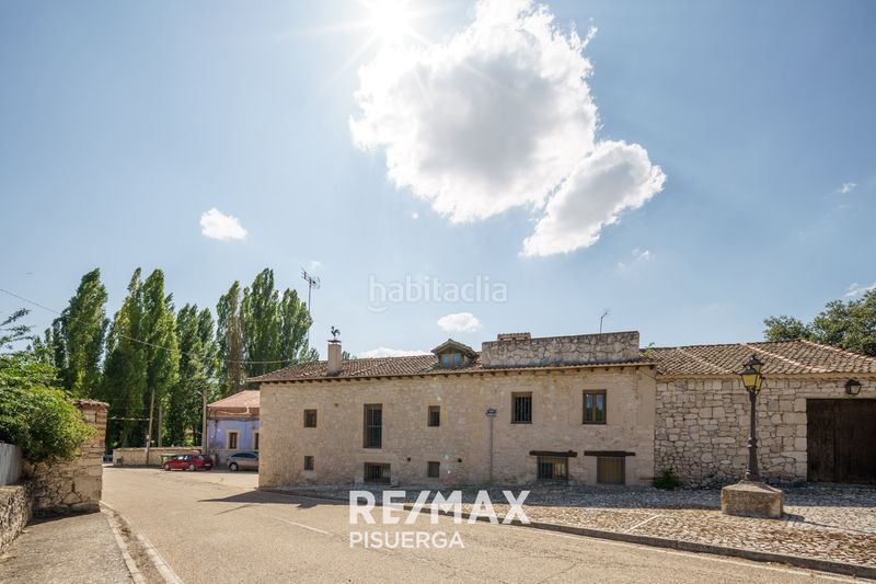 Foto f6fd4ecf-8d58-4a22-91fb-8dd3c13d0a2e. Casale in va-203 5 in Torrescárcela
