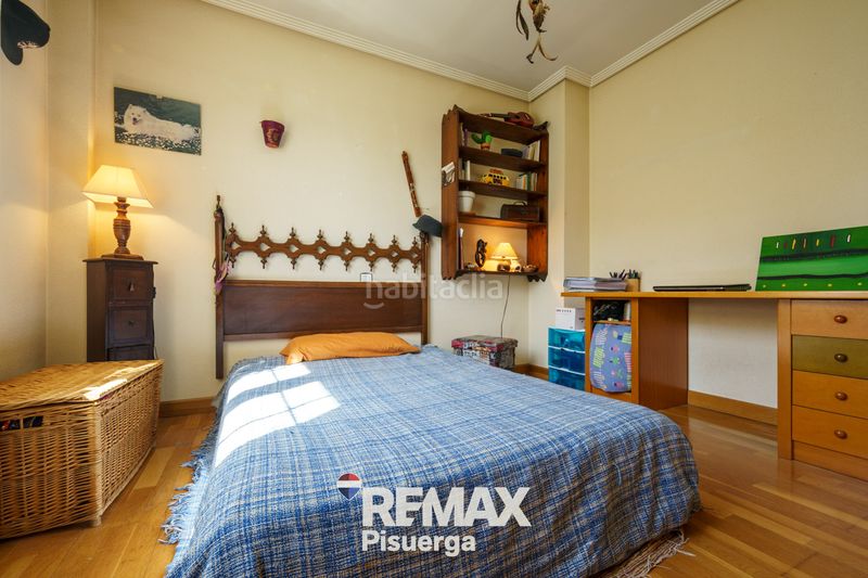 Foto 075210ce-59b7-4689-b6cf-6a4417820921. Chalet en calle retama 5 en Boecillo