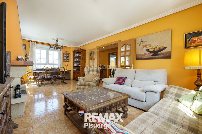 Foto aa587ba0-dab1-47fc-82dd-09764fb0ff7c. Chalet en calle retama 5 en Boecillo