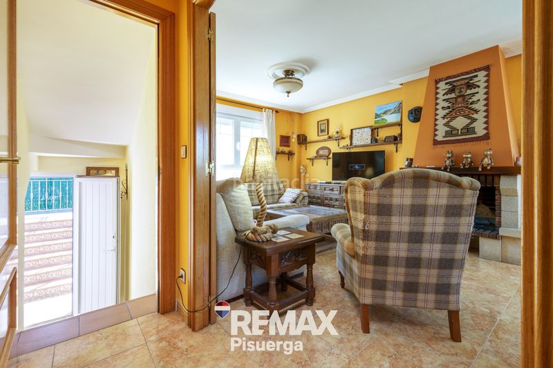 Foto bbb578ca-5fe8-475e-be6a-c419b801957e. Chalet en calle retama 5 en Boecillo
