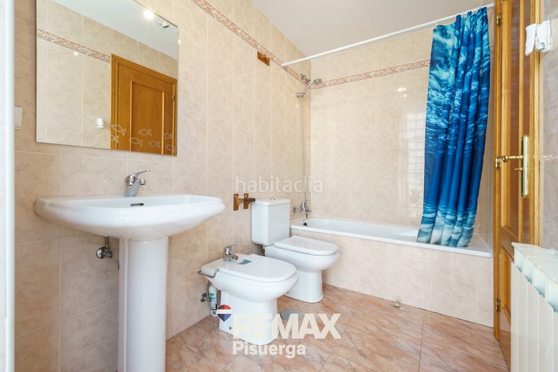 Foto 3403703c-6781-4764-874b-a36764f81cff. Xalet a calle capuletti 21 a Covaresa Valladolid