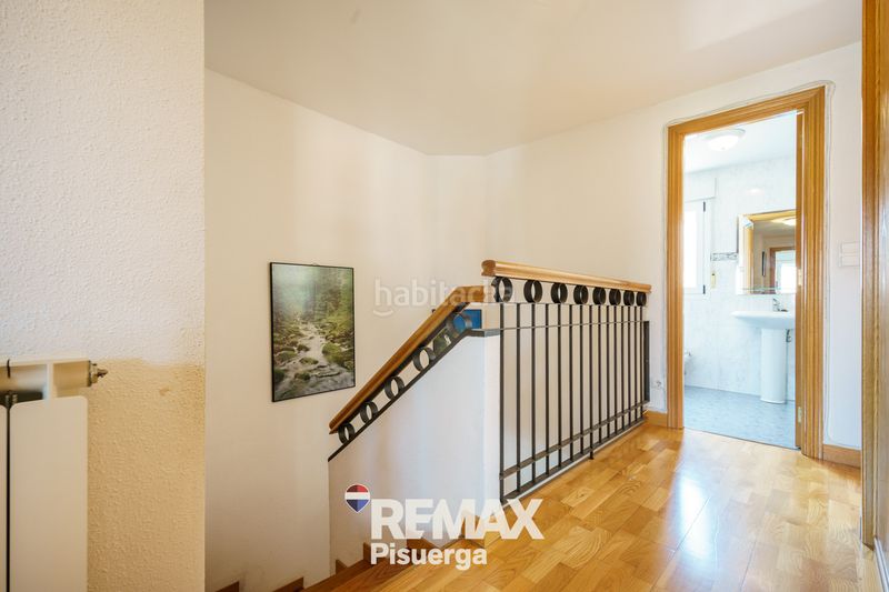 Foto a47d2291-9705-41bd-ae3f-902a0b951de7. Xalet a calle capuletti 21 a Covaresa Valladolid