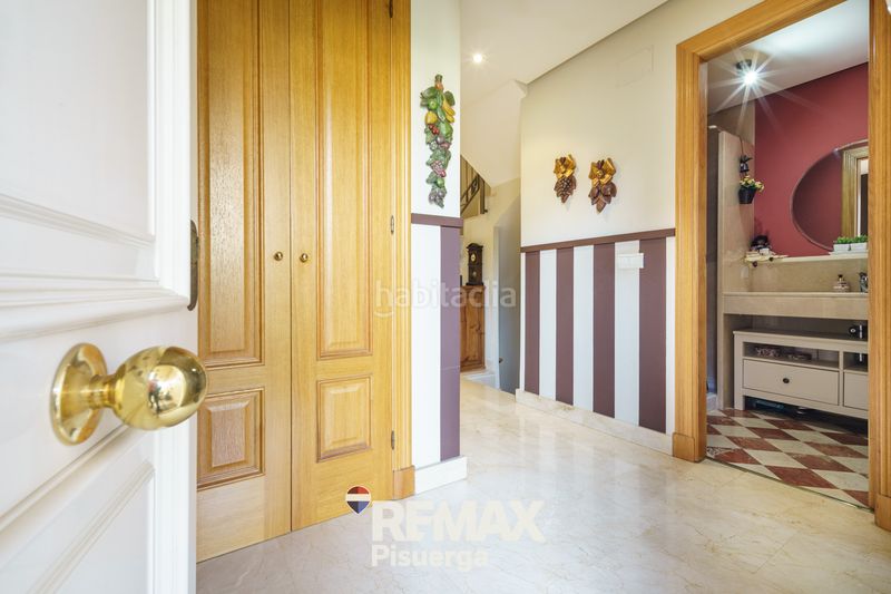 Foto a77c2cd0-da33-4dea-9e26-e3e87c4e353e. Xalet amb calefacció aparcament piscina a Las Villas - Valparaiso - El Peral Valladolid