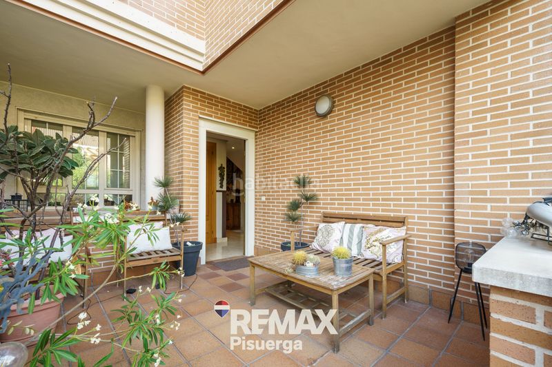 Foto ad6ef383-c4d8-47d1-b12d-82da50b3bf59. Xalet amb calefacció aparcament piscina a Las Villas - Valparaiso - El Peral Valladolid