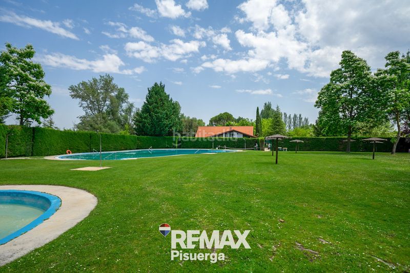 Foto 38f7610c-7740-40eb-884f-3d4331c1307b. Chalet en calle balandro 126 en Boecillo