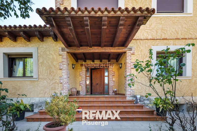 Foto 403860e4-e5ba-4b7f-b4bb-8a439f407e0e. Chalet en calle balandro 126 en Boecillo