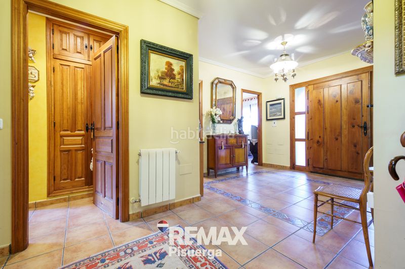 Foto 44817918-3d0e-4344-b556-78447cddcf2c. Chalet en calle balandro 126 en Boecillo