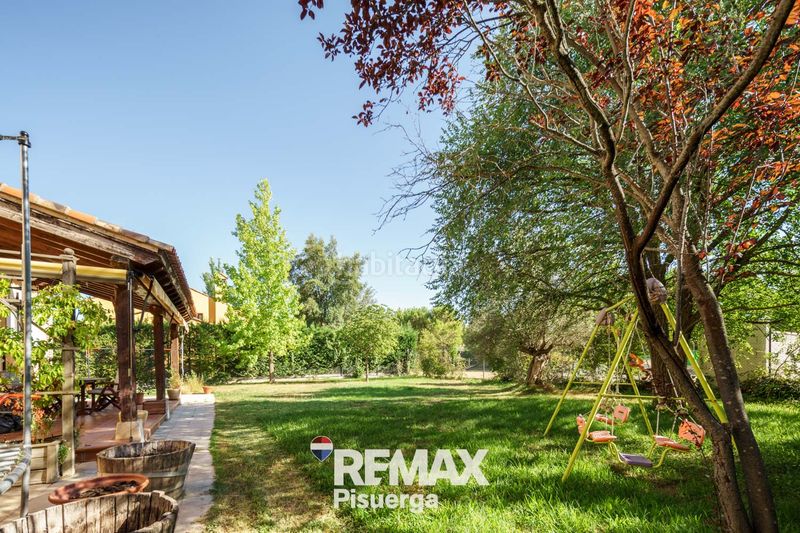 Foto 7a13c5af-e07c-40c5-aa8f-3d9745622a9d. Chalet en calle balandro 126 en Boecillo