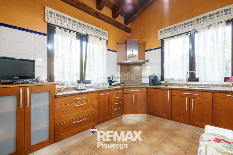 Foto 89a95442-d4a3-4b98-b296-d63226d2b959. Chalet en calle balandro 126 en Boecillo