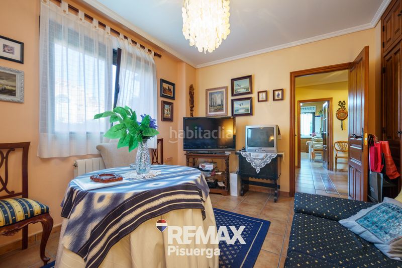 Foto 8dfb85e8-7f31-4249-b3b2-b5909d1f84b9. Chalet en calle balandro 126 en Boecillo