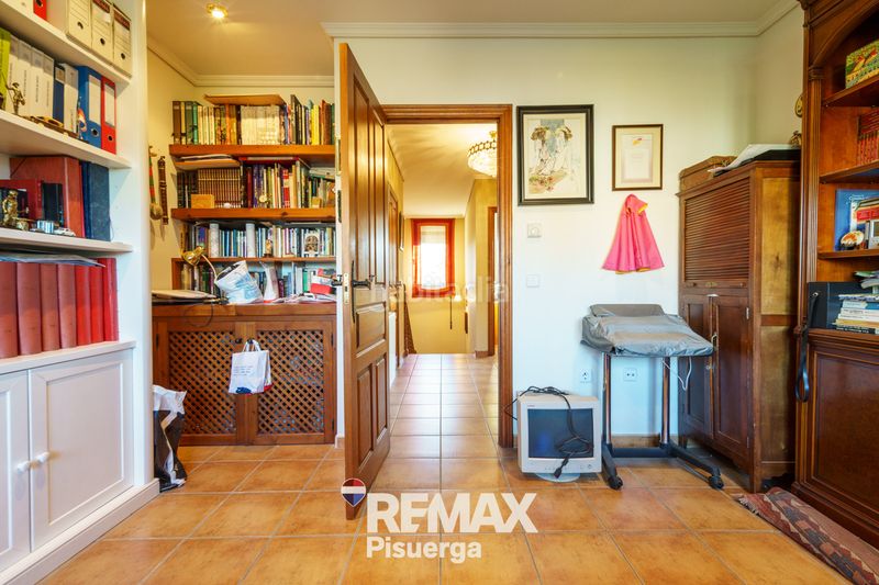 Foto ab6fa170-d852-4614-8d47-faf91a337495. Chalet en calle balandro 126 en Boecillo