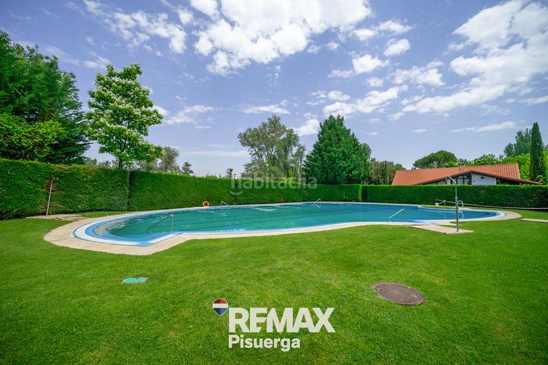 Foto c68b3d99-e603-4321-ae3b-3870096d3ae0. Chalet en calle balandro 126 en Boecillo