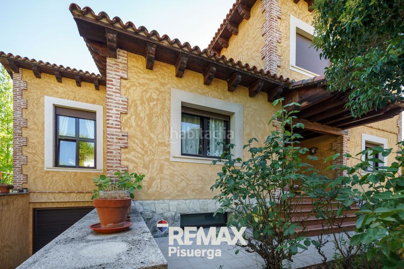 Foto cc86b872-bd0d-4f56-bd1f-29d132f92f5b. Chalet en calle balandro 126 en Boecillo
