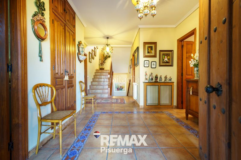 Foto e75b1fbe-936a-417e-8188-3703afc5c0a2. Chalet en calle balandro 126 en Boecillo