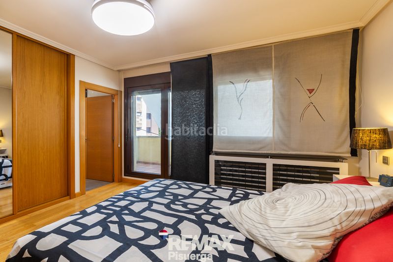 Foto 7ec817c5-9ac4-4dc1-989d-c1ce22c800e5. Chalet in calle comunidad de galicia 7 in Laguna de Duero
