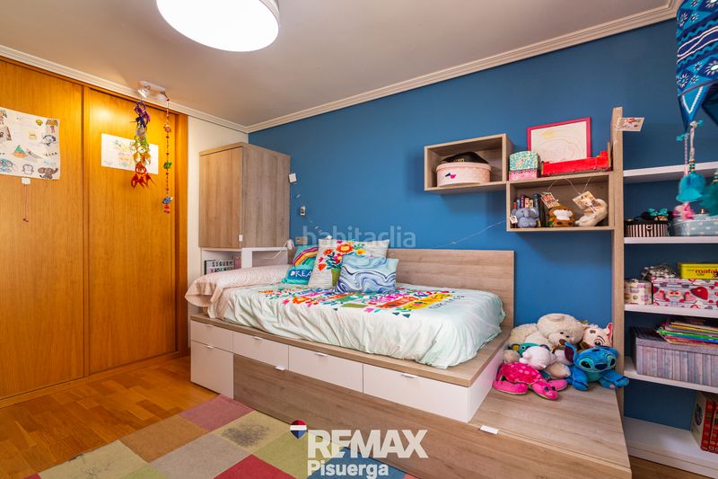 Foto 8ada90c4-4c54-4867-a737-daa4ae5a37b9. Chalet in calle comunidad de galicia 7 in Laguna de Duero