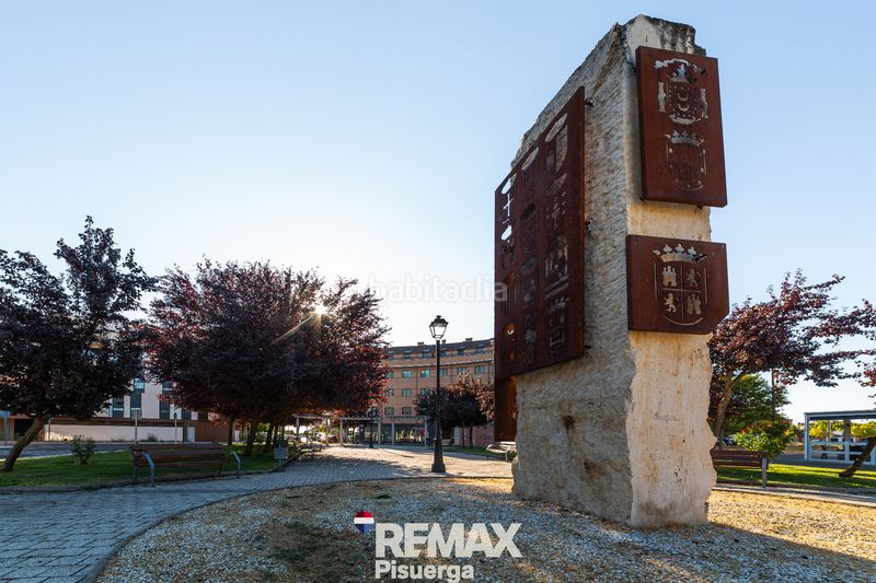 Foto ef3484db-43b7-4404-8324-6d929dc3529a. Chalet in calle comunidad de galicia 7 in Laguna de Duero