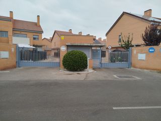 Maison jumelée  Calle sabinares del arlanza