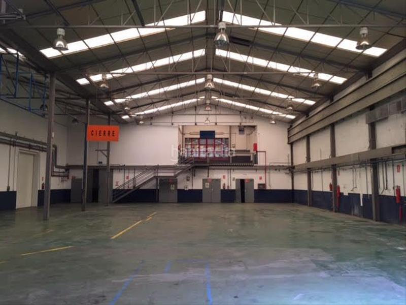 Foto dd0020db-c020-4dfe-8a73-50d54b91848a. Alquiler nave industrial en Arafo