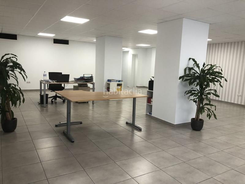 Foto b659efc2-bdc4-490a-9192-6aecd5f94a31. Local commercial dans Los Cristianos Arona