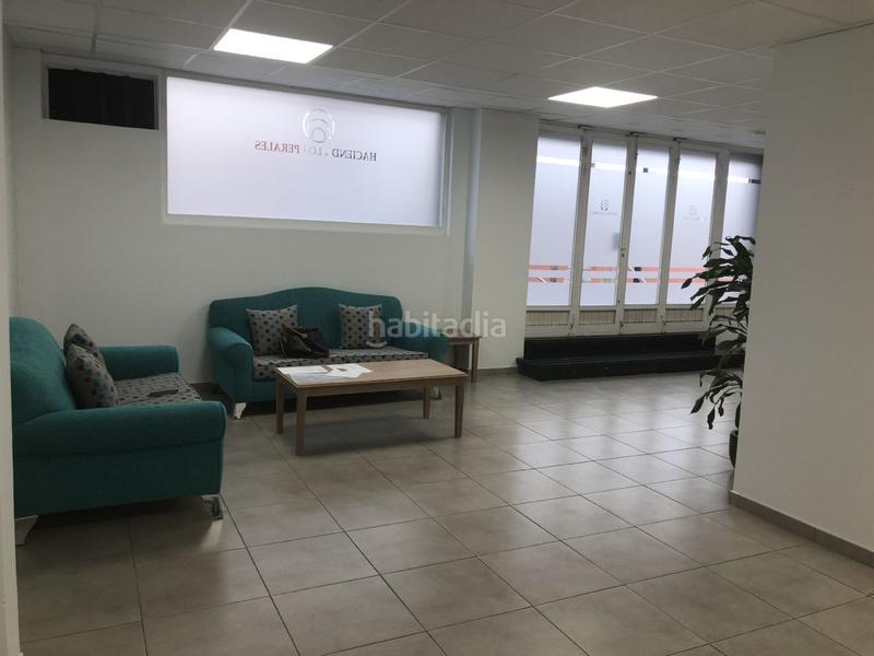 Foto c16e87e3-69d5-41da-832c-98b4f156058a. Local commercial dans Los Cristianos Arona