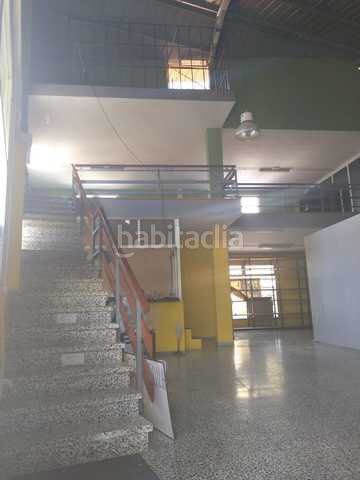 Foto d4776a39-8f95-4804-b6ba-556ba2759650. Location bâtiment à usage industriel dans La Perdoma - San Antonio - Benijos Orotava (La)