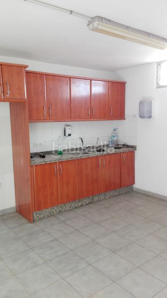 Foto b85977f0-d155-4acd-ad9b-dbd9350b18bd. Nau industrial a Arafo