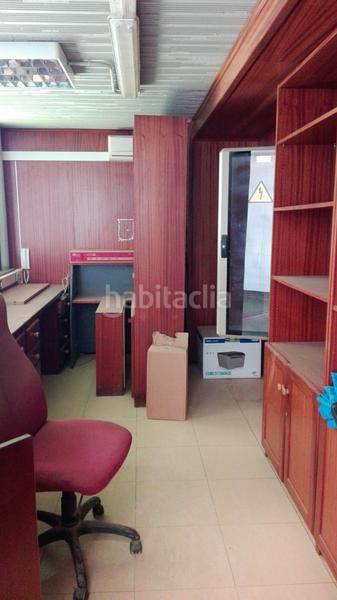 Foto fc77e500-7fb1-480f-b96e-46e266643654. Nau industrial a Arafo