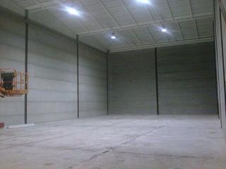 Nau industrial a El Tablero