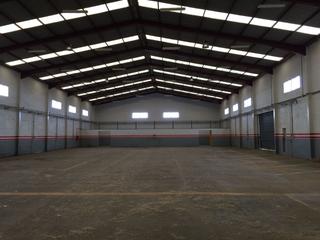 Alquiler Nave industrial en Casco Urbano. Primera línea de autopista